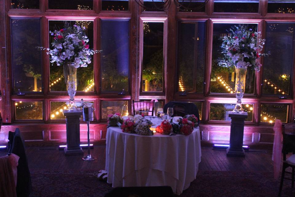 Sweetheart table