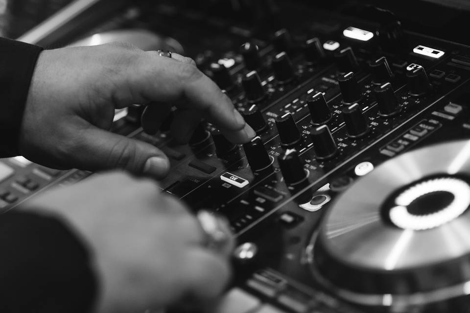 Hollywood DJs & Productions