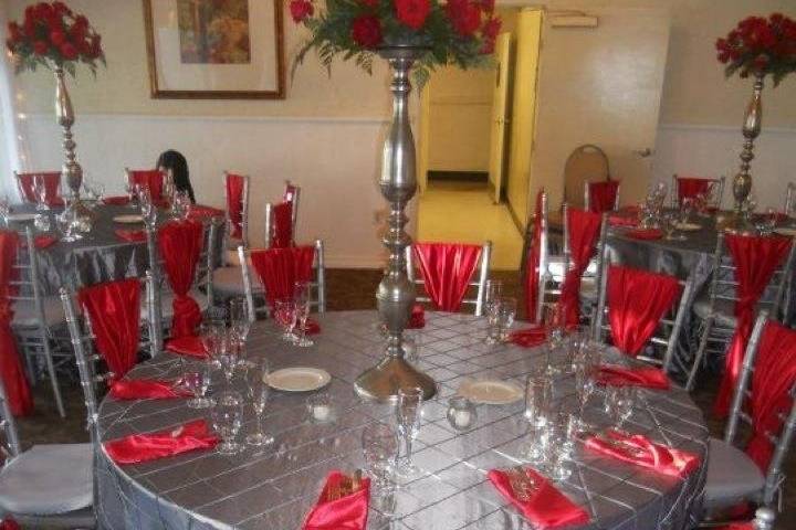 Table setup with centerpiece