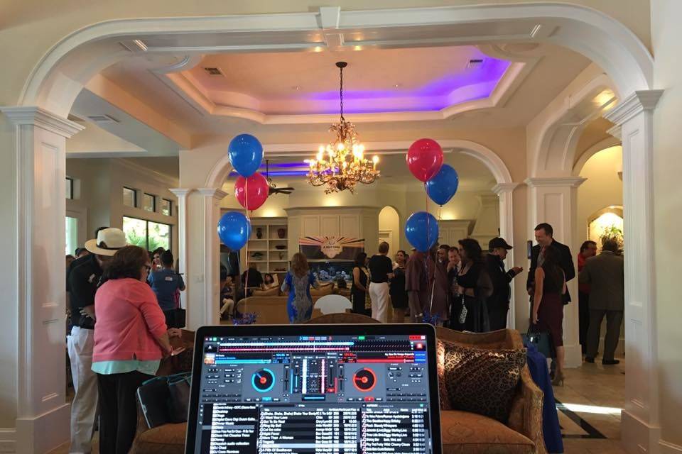 DJ TOM MOBILE DJ SERVICES