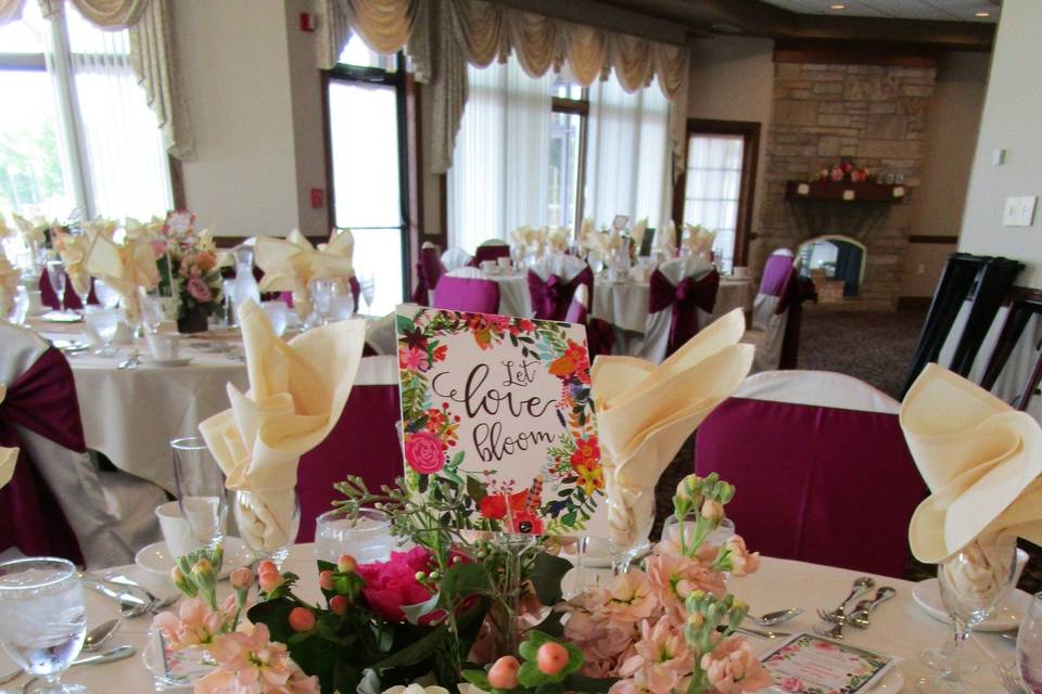 Floral centerpiece