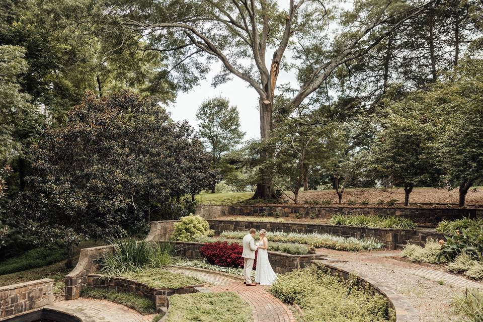 Flower Child Weddings