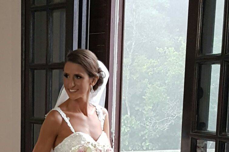 Claudia Giraldo Bridal