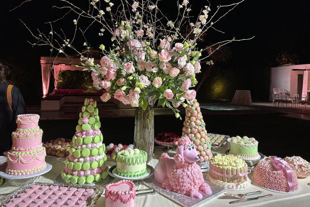 Dessert display