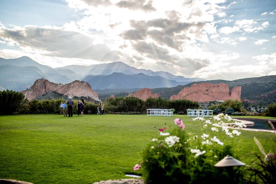 Garden of the Gods Resort and Club