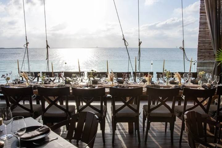 Oceanfront dining