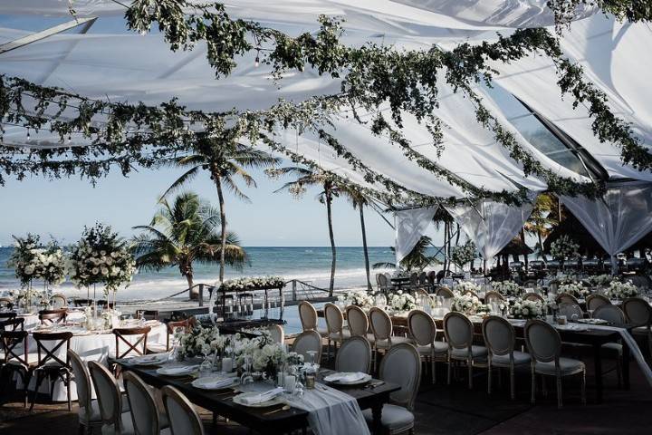 Intimate weddings