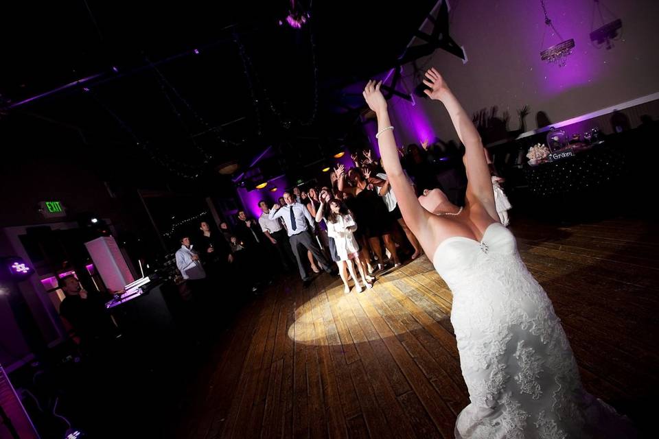 Bouquet toss