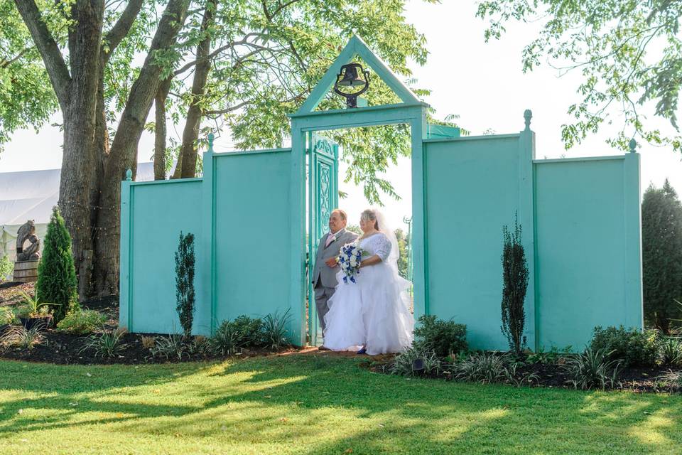 Brides Grand Entrance