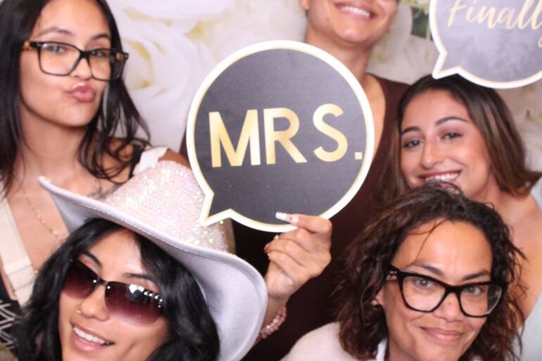 Happy Moments Orlando LLC