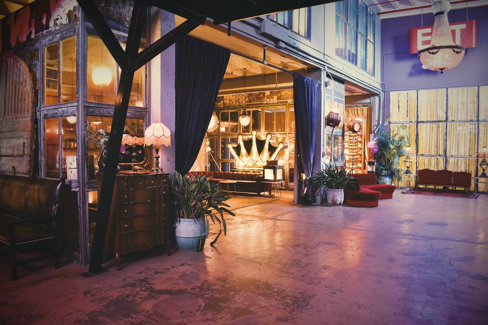 STUDIO 2