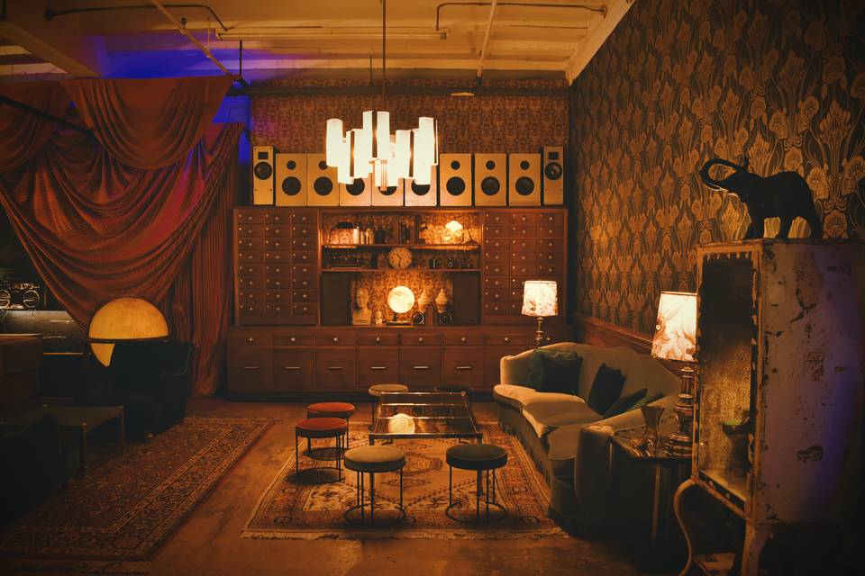 STUDIO 1