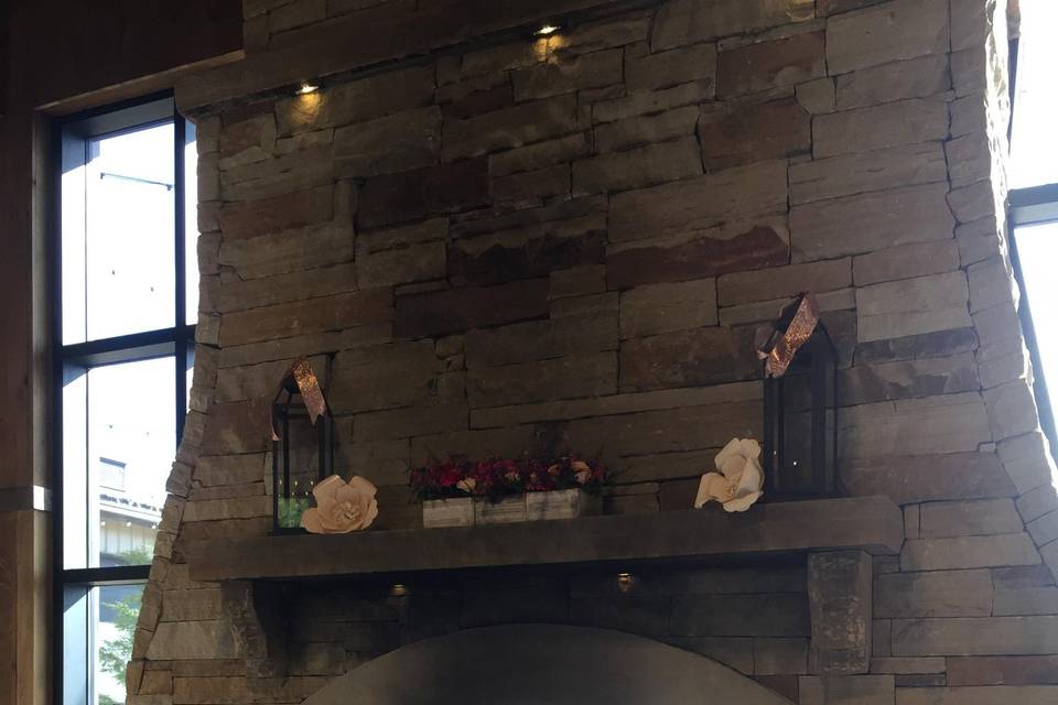 Fireplace Design at Spruce Mtn