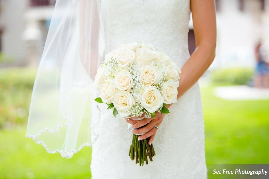 The bride holding her bouquet