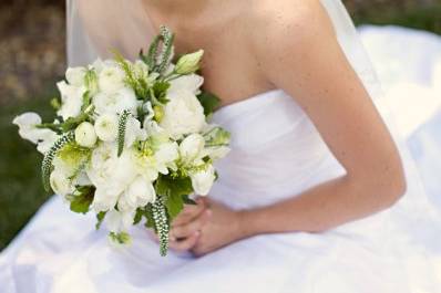 Bride holding her bouquet