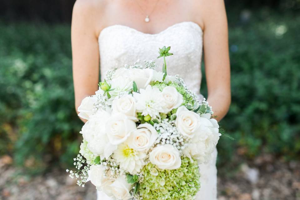 Bride holding her bouquet