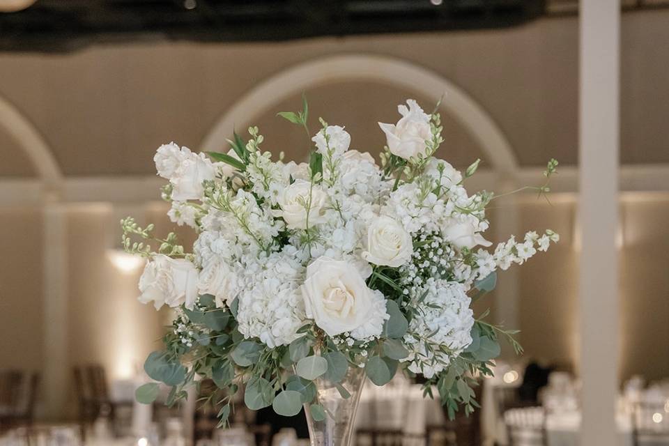 White cream centerpiece