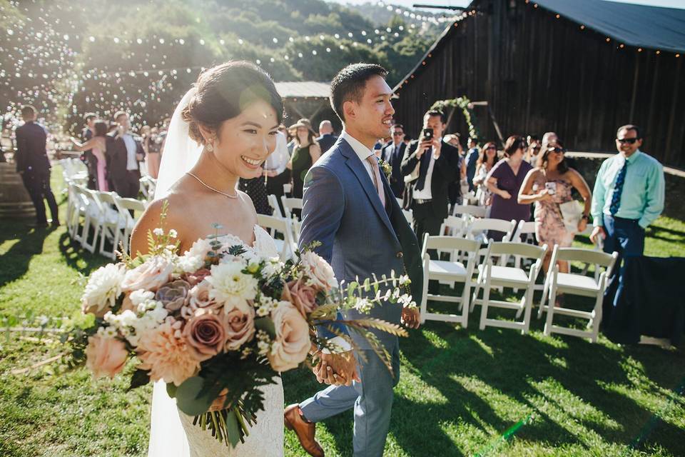 Oblong rustic bouquet