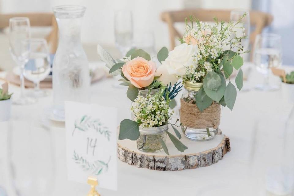 Mason jar centerpiece