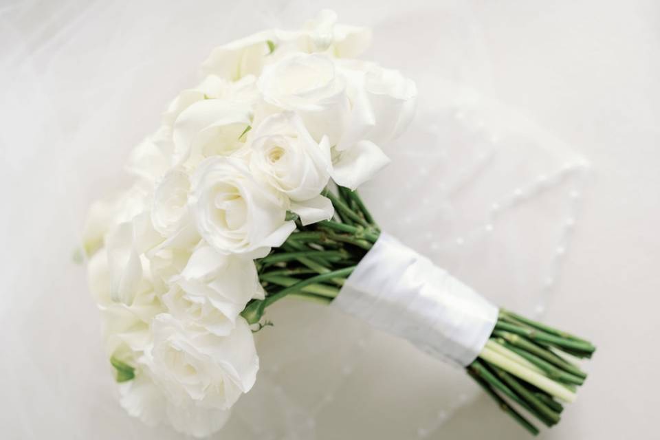 White classic bouquet