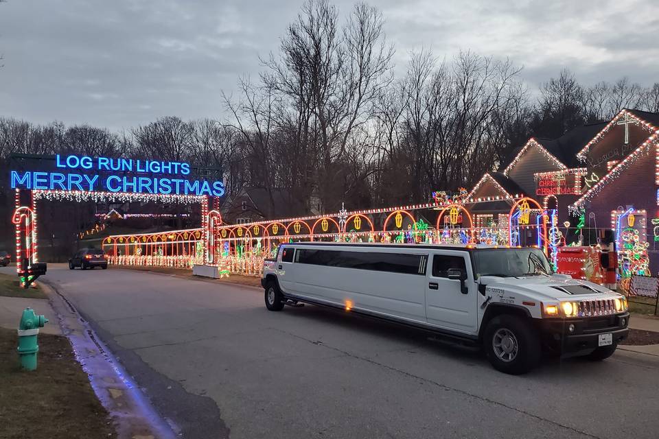 16-passenger Hummer Stretch