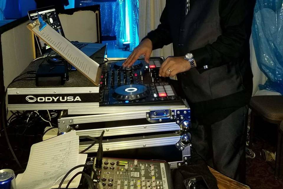 In the Mix DJs