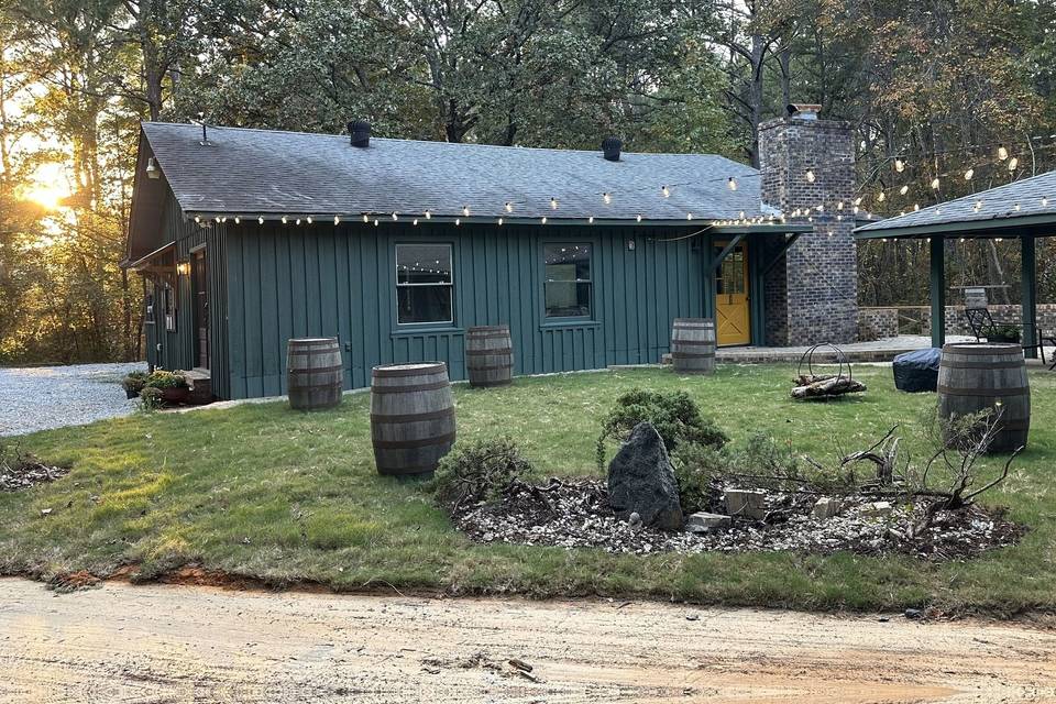 Blackberry Pines Courtyard