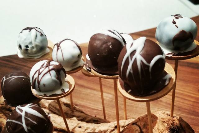 Chocolate Truffles.... Cater Phoenix Style!