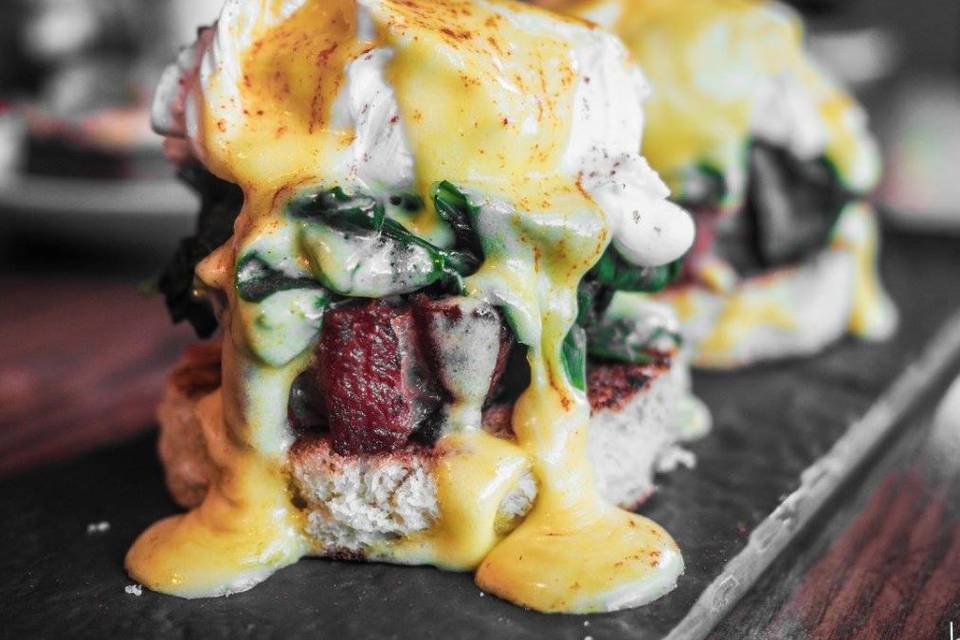 Eggs Benedict