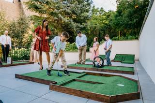 Par-Tee Mobile Mini Golf