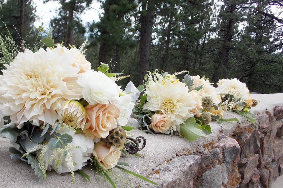 Silver Ice Winter Wedding Bouquet - Amore – Dried Flowers Forever