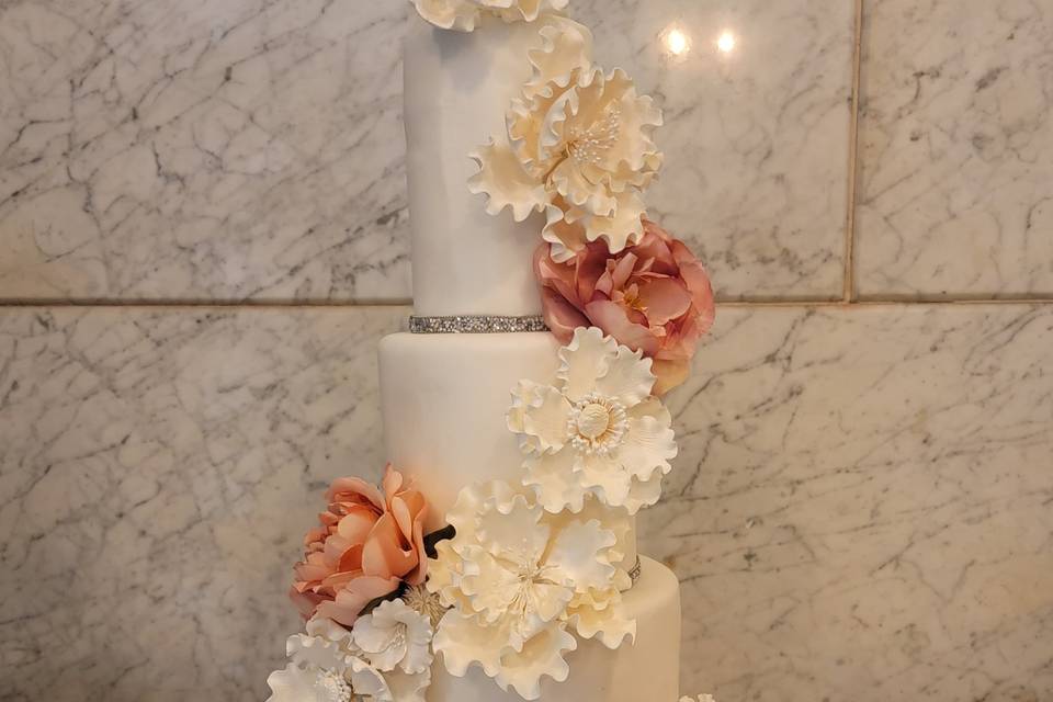 4 tiers,sugar and silk flowers