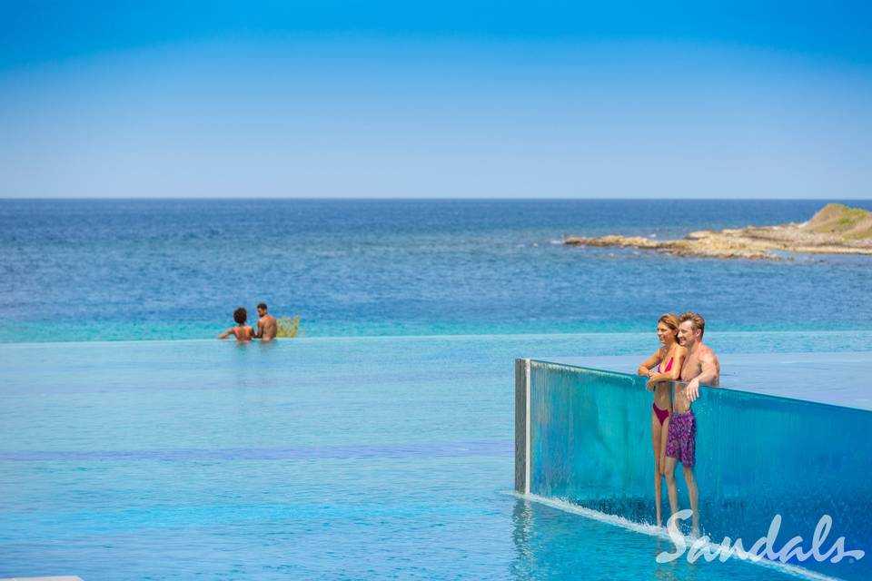 Double Decker Oceanfront Pool