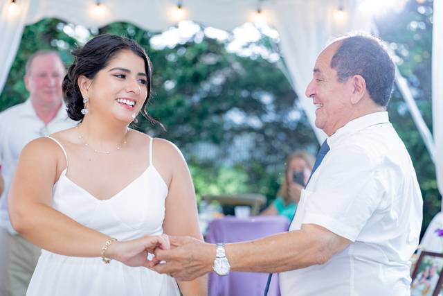 Father and bride dance