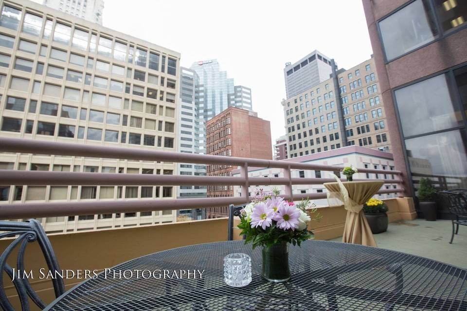 Floral centerpiece