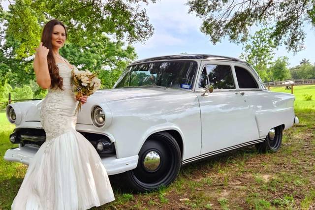 Lucille the 1954 Ford Customli