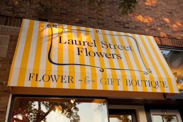 Laurel Street Flowers