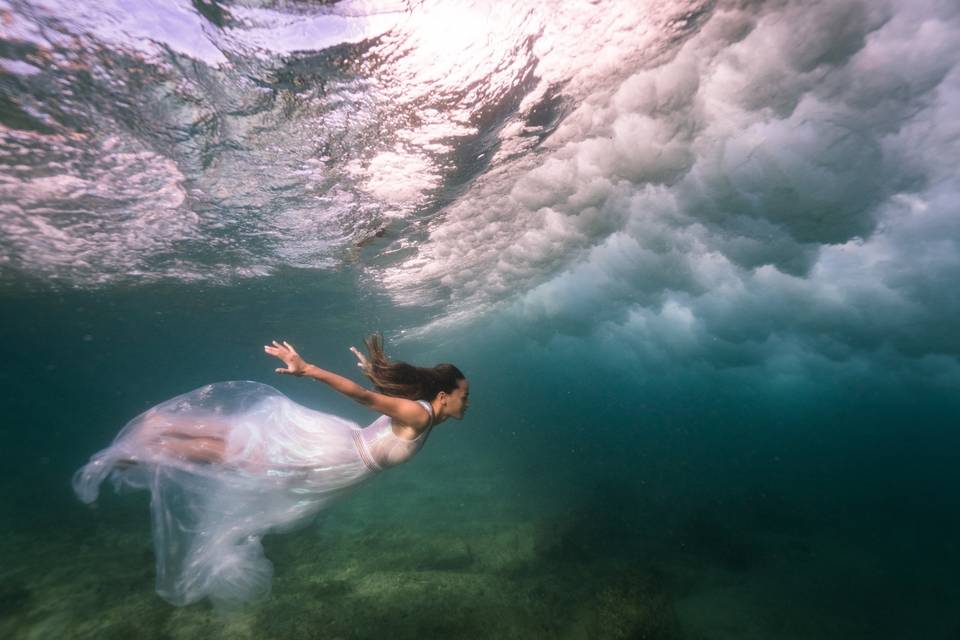 Trash the dress Hawaii