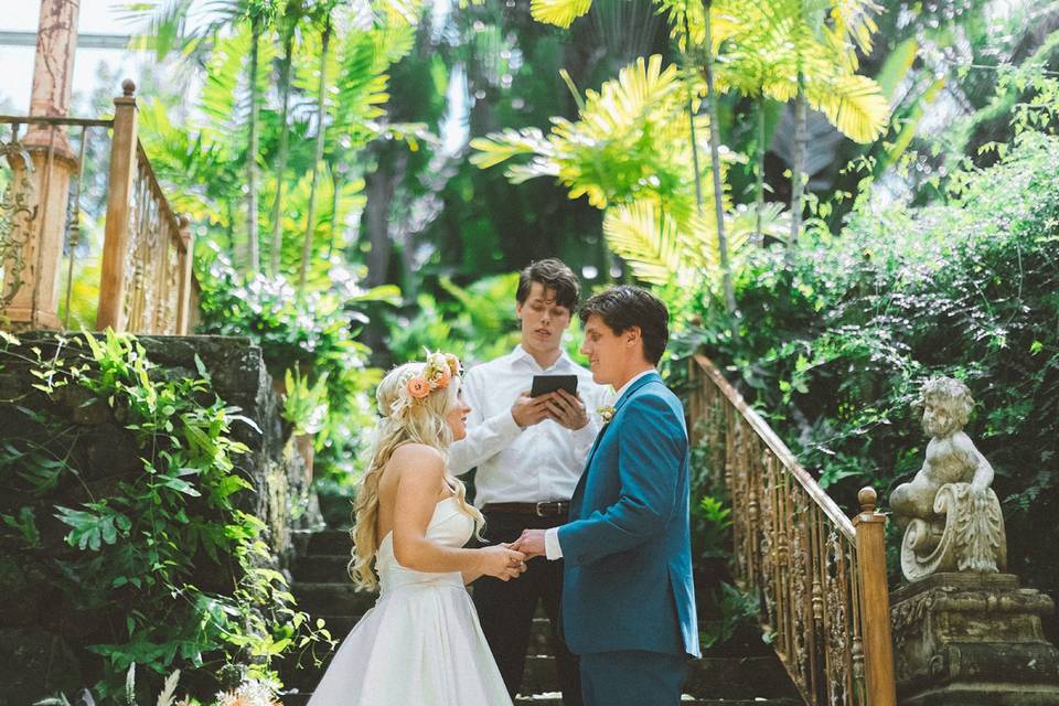 Lanai elopement photographer