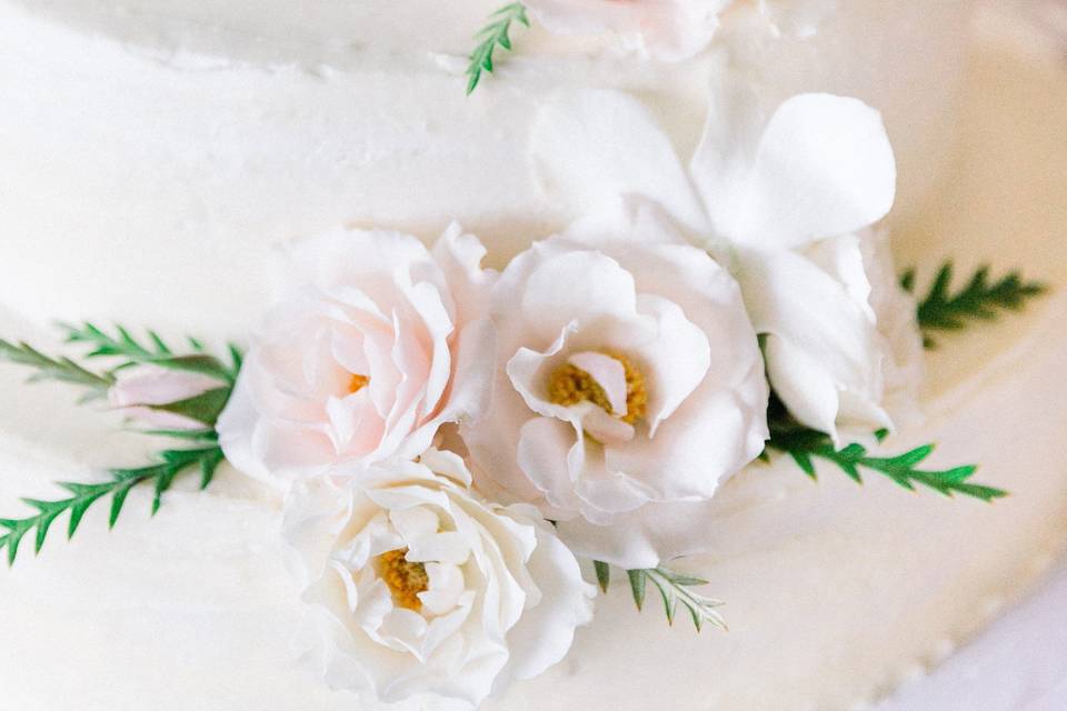 Classical tiered cake
