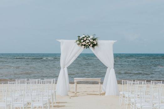 Secrets Tides Punta Cana  Resort & Spa