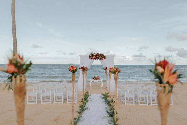 Secrets Tides Punta Cana  Resort & Spa