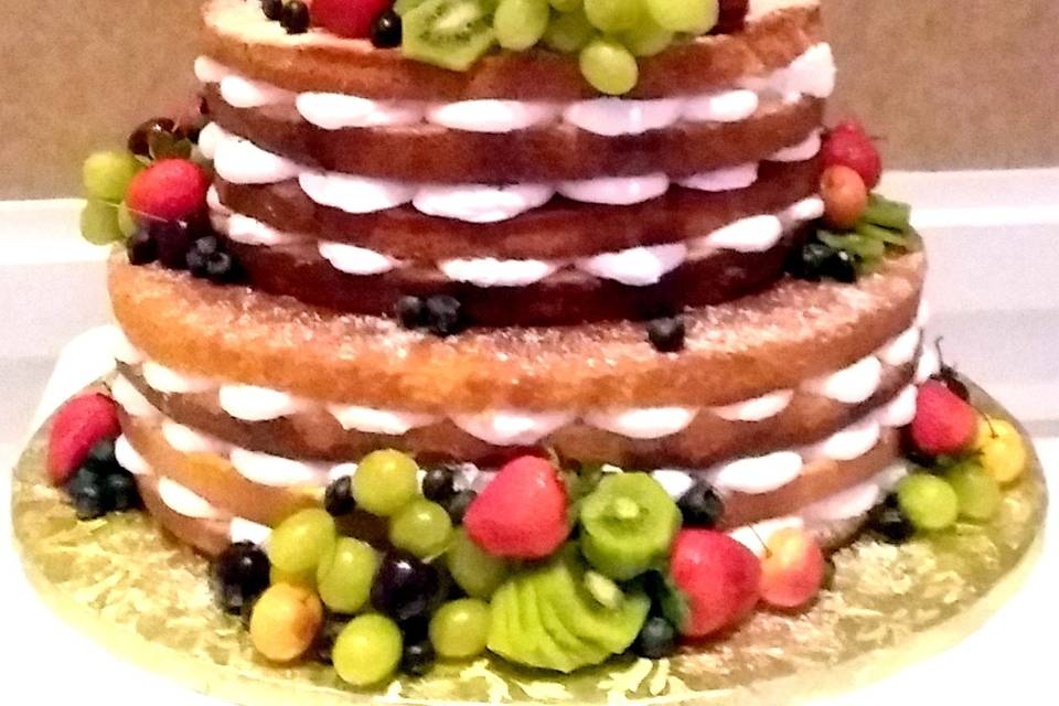 Fresh fruit naked cake