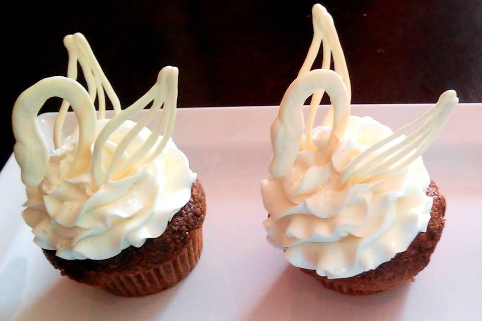 White chocolate swan cupcakes