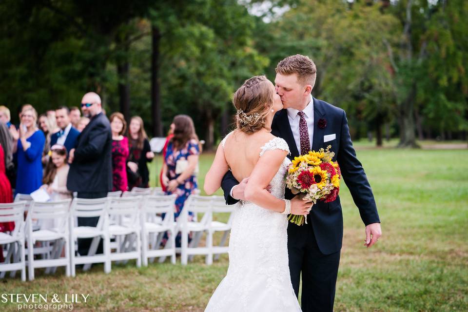 First kiss as Mr. & Mrs.