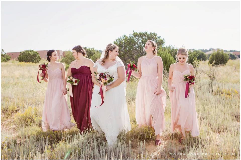 Bride and bridesmaids | Maura Jane Photography