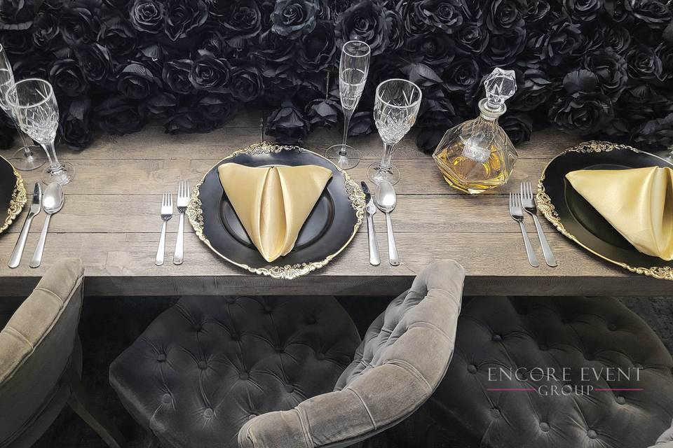 Black garland on tables