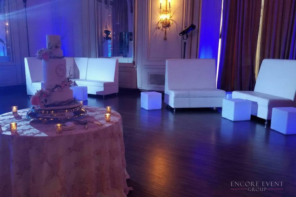 Straight & corner lounge couch