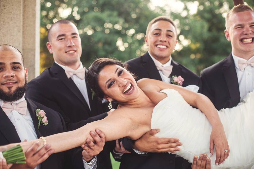 Bride with groomsmen