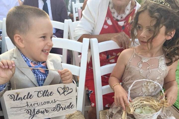 Flower girl and ring bearer